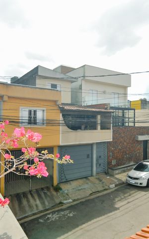 Casa à venda com 242m², 5 quartos e 2 vagasvista Varanda 
