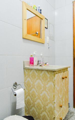 Casa à venda com 242m², 5 quartos e 2 vagasBanheiro Social 