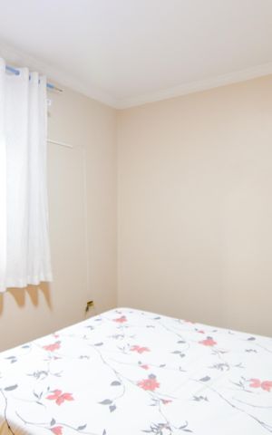 Casa à venda com 242m², 5 quartos e 2 vagasQuarto 2 