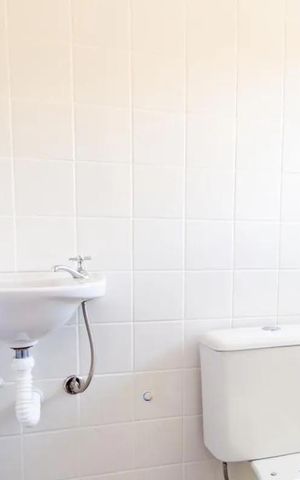 Apartamento para alugar com 156m², 4 quartos e 3 vagas Apartamento para alugar com 156m², 4 quartos e 3 vagasCozinha e Área de Serviço