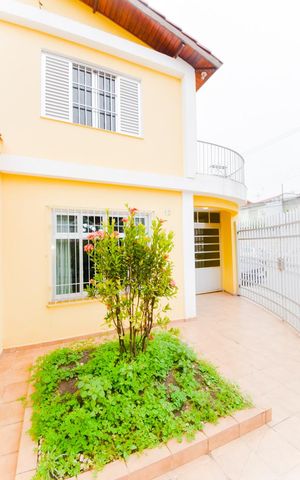 Casa à venda com 125m², 3 quartos e 2 vagasEntrada Social