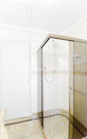 Casa à venda com 125m², 3 quartos e 2 vagasBanheiro