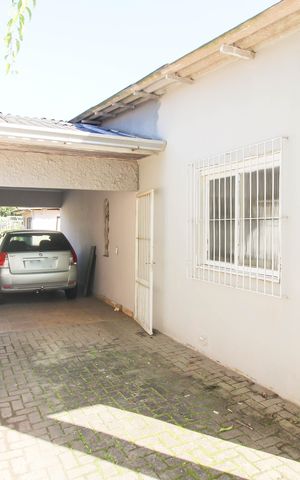 Casa para alugar com 128m², 3 quartos e 5 vagas Casa para alugar com 128m², 3 quartos e 5 vagasÁrea externa