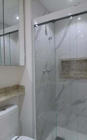 Apartamento à venda com 65m², 2 quartos e 1 vagaBanheiro Social