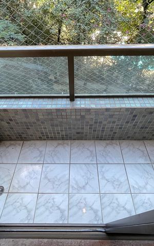 Apartamento à venda com 94m², 3 quartos e 2 vagas Apartamento à venda com 94m², 3 quartos e 2 vagasVaranda