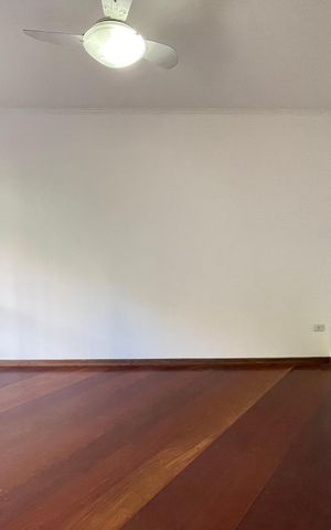 Apartamento à venda com 94m², 3 quartos e 2 vagas Apartamento à venda com 94m², 3 quartos e 2 vagasSala