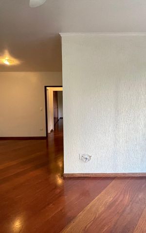 Apartamento à venda com 94m², 3 quartos e 2 vagas Apartamento à venda com 94m², 3 quartos e 2 vagasSala