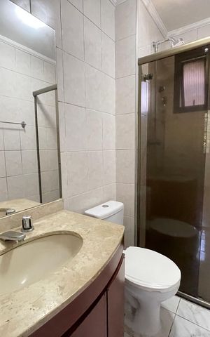 Apartamento à venda com 94m², 3 quartos e 2 vagas Apartamento à venda com 94m², 3 quartos e 2 vagasBanheiro 2