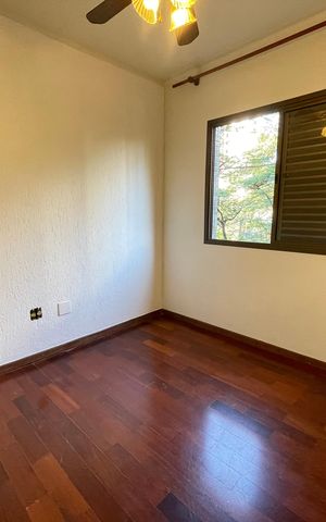 Apartamento à venda com 94m², 3 quartos e 2 vagas Apartamento à venda com 94m², 3 quartos e 2 vagasQuarto 2