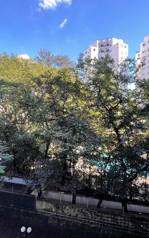 Apartamento à venda com 94m², 3 quartos e 2 vagas Apartamento à venda com 94m², 3 quartos e 2 vagasVaranda
