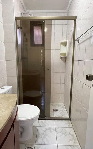 Apartamento à venda com 94m², 3 quartos e 2 vagas Apartamento à venda com 94m², 3 quartos e 2 vagasBanheiro 2