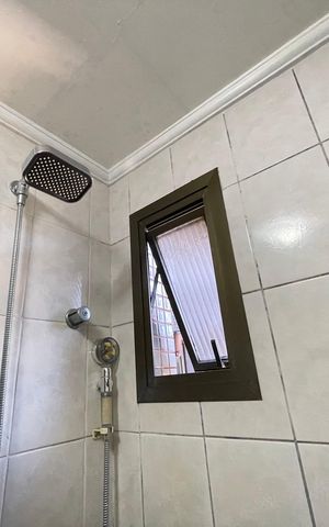 Apartamento à venda com 94m², 3 quartos e 2 vagas Apartamento à venda com 94m², 3 quartos e 2 vagasBanheiro 2