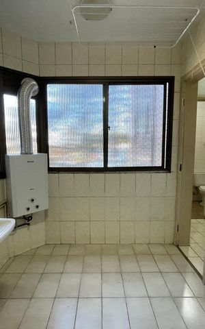 Apartamento à venda com 94m², 3 quartos e 2 vagas Apartamento à venda com 94m², 3 quartos e 2 vagasÁrea de Serviço