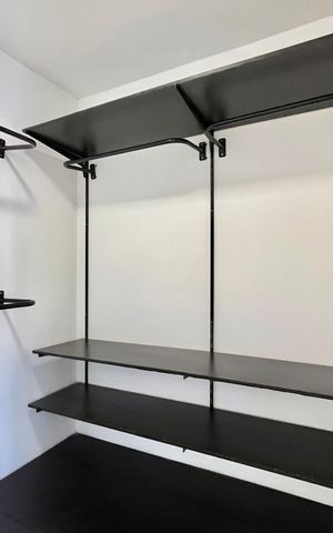 Apartamento para alugar com 50m², 1 quarto e 1 vaga Apartamento para alugar com 50m², 1 quarto e 1 vagaCloset da suíte
