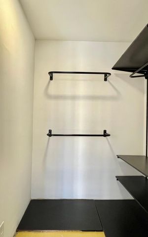 Apartamento para alugar com 50m², 1 quarto e 1 vaga Apartamento para alugar com 50m², 1 quarto e 1 vagaCloset da suíte