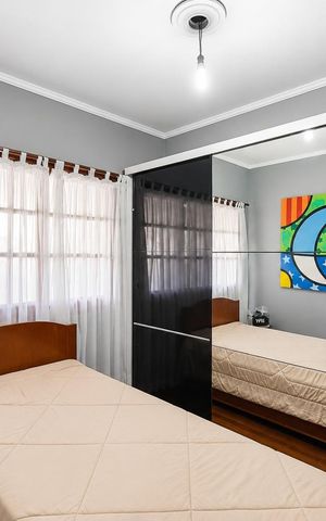 Casa para alugar com 340m², 4 quartos e 5 vagas Casa para alugar com 340m², 4 quartos e 5 vagasQuarto