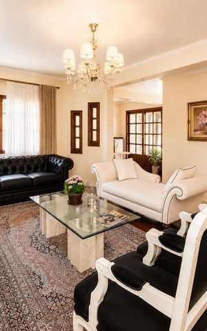 Casa para alugar com 340m², 4 quartos e 5 vagas Casa para alugar com 340m², 4 quartos e 5 vagasSala 3