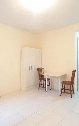 Studio para alugar com 22m², 1 quarto e sem vaga Studio para alugar com 22m², 1 quarto e sem vagaSala / Quarto