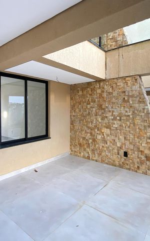 Casa à venda com 124m², 4 quartos e 2 vagas