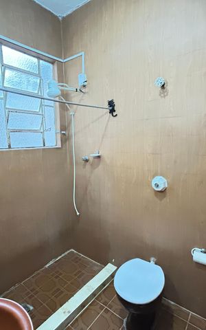 Casa para alugar com 80m², 2 quartos e sem vagaBanheiro social