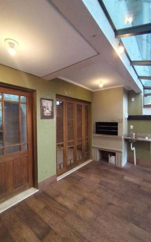 Casa para alugar com 195m², 3 quartos e 4 vagas