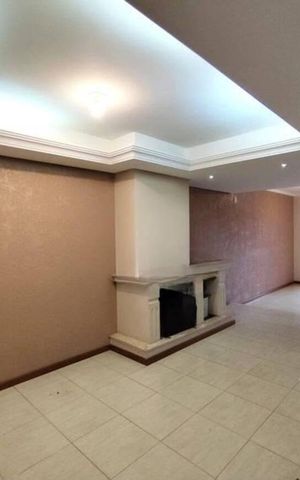 Casa para alugar com 195m², 3 quartos e 4 vagas Casa para alugar com 195m², 3 quartos e 4 vagasSala