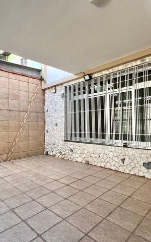 Casa para alugar com 300m², 3 quartos e 1 vaga Casa para alugar com 300m², 3 quartos e 1 vagaGaragem