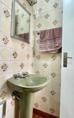 Casa para alugar com 300m², 3 quartos e 1 vaga Casa para alugar com 300m², 3 quartos e 1 vagaBanheiro de serviço