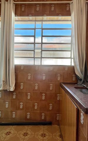 Casa para alugar com 300m², 3 quartos e 1 vaga Casa para alugar com 300m², 3 quartos e 1 vagaEdícula