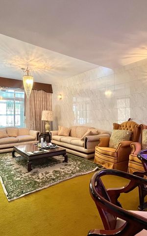 Casa para alugar com 300m², 3 quartos e 1 vaga Casa para alugar com 300m², 3 quartos e 1 vagaSala