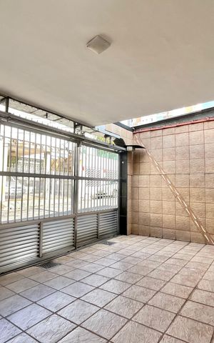 Casa para alugar com 300m², 3 quartos e 1 vaga Casa para alugar com 300m², 3 quartos e 1 vagaGaragem