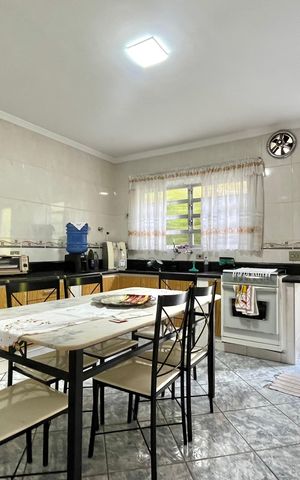 Casa para alugar com 300m², 3 quartos e 1 vaga Casa para alugar com 300m², 3 quartos e 1 vagaCozinha