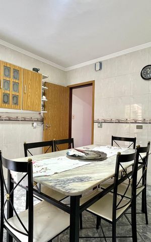 Casa para alugar com 300m², 3 quartos e 1 vaga Casa para alugar com 300m², 3 quartos e 1 vagaCozinha