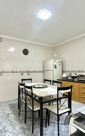 Casa para alugar com 300m², 3 quartos e 1 vaga Casa para alugar com 300m², 3 quartos e 1 vagaCozinha