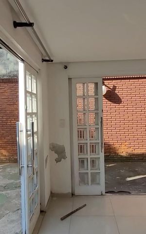 Casa para alugar com 180m², 3 quartos e 5 vagasSala
