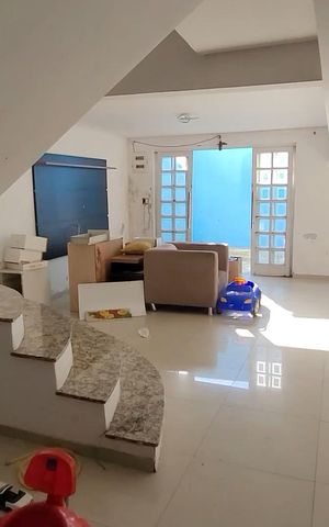 Casa para alugar com 180m², 3 quartos e 5 vagasSala