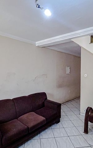 Casa à venda com 150m², 4 quartos e 1 vagaSala