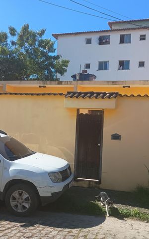 Casa à venda com 115m², 4 quartos e 1 vaga Casa à venda com 115m², 4 quartos e 1 vagaFachada