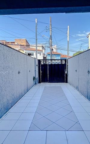 Casa à venda com 138m², 3 quartos e 2 vagasGaragem