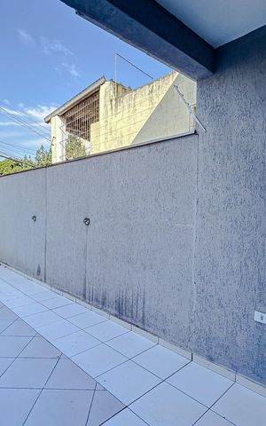 Casa à venda com 138m², 3 quartos e 2 vagasGaragem