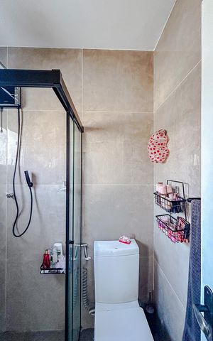 Casa à venda com 138m², 3 quartos e 2 vagasBanheiro da Suíte