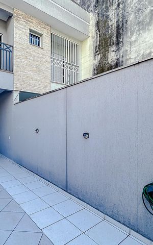 Casa à venda com 138m², 3 quartos e 2 vagasGaragem