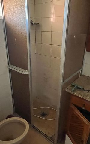 Apartamento à venda com 49m², 2 quartos e 1 vaga Apartamento à venda com 49m², 2 quartos e 1 vagaBanheiro
