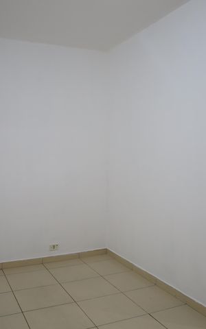 Casa à venda com 125m², 2 quartos e 2 vagasSala