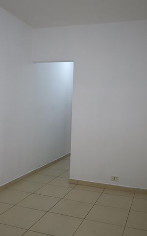 Casa à venda com 125m², 2 quartos e 2 vagasSala