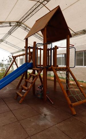 Apartamento à venda com 33m², 2 quartos e sem vaga Apartamento à venda com 33m², 2 quartos e sem vagaÁrea comum - Playground