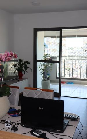 Apartamento à venda com 80m², 2 quartos e 1 vagaSala