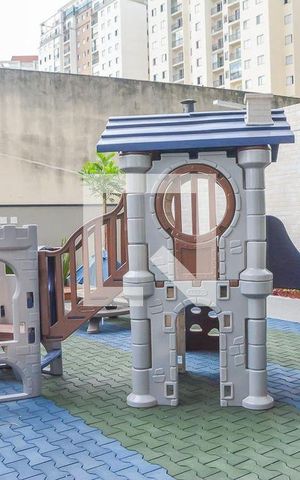 Apartamento à venda com 60m², 2 quartos e 2 vagas Apartamento à venda com 60m², 2 quartos e 2 vagasÁrea comum - Playground