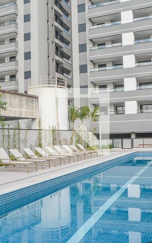 Apartamento à venda com 60m², 2 quartos e 2 vagas Apartamento à venda com 60m², 2 quartos e 2 vagasÁrea comum - Piscina