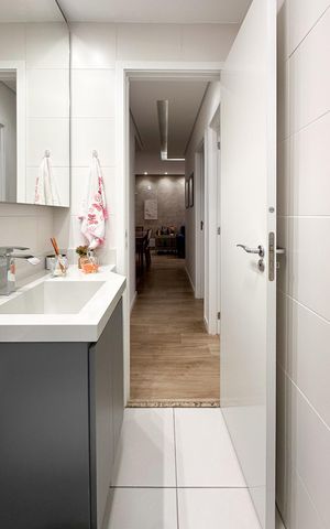 Apartamento à venda com 60m², 2 quartos e 2 vagas Apartamento à venda com 60m², 2 quartos e 2 vagasBanheiro Social